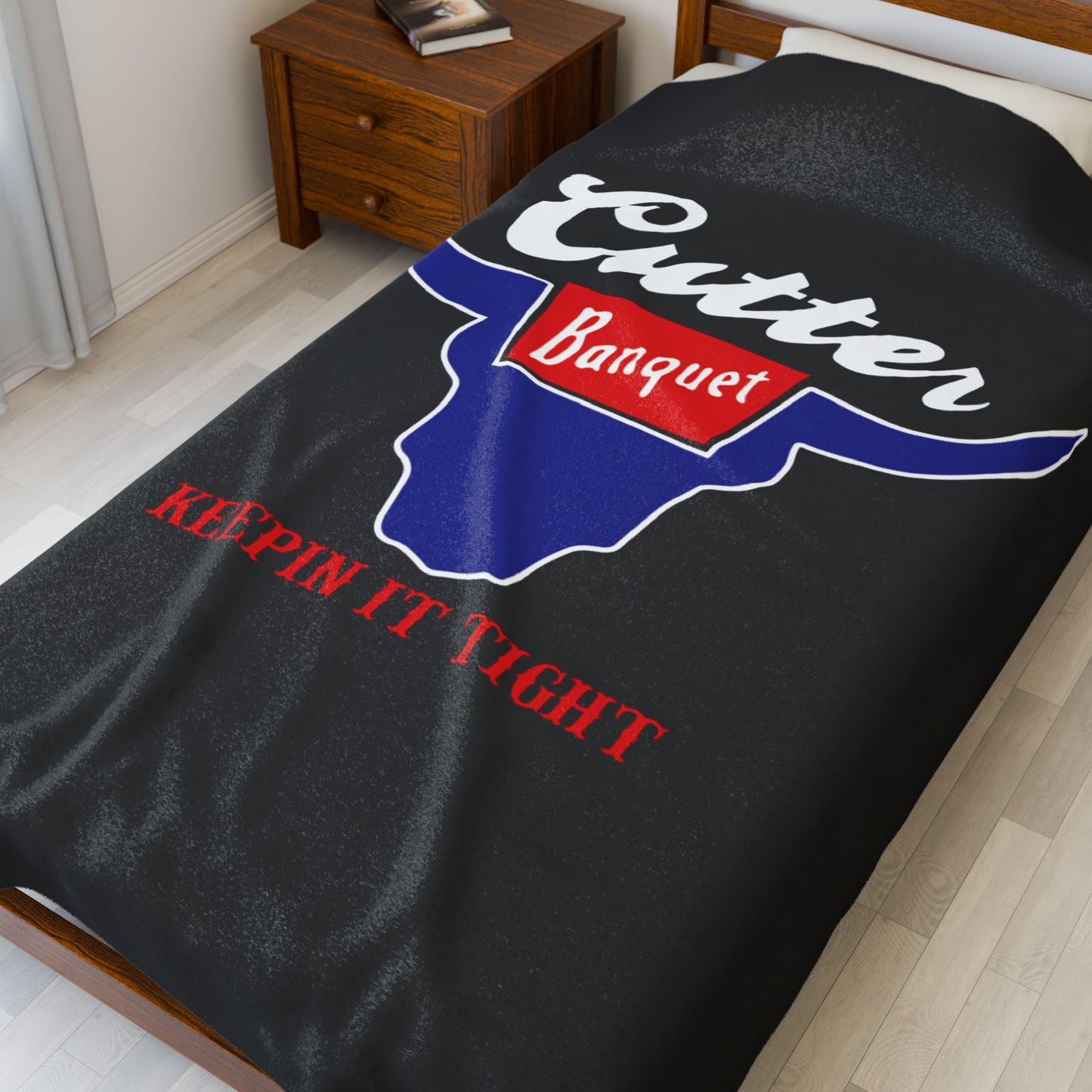 Plush Blanket - Cozy Velveteen Design